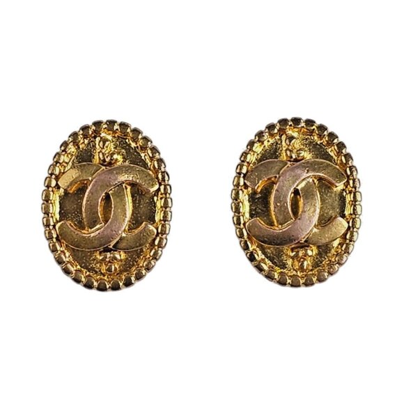 CHANEL Gold Plated Clip On CC Earrings Vintage Statement Logo Oval Authentic - Picture 4 of 7